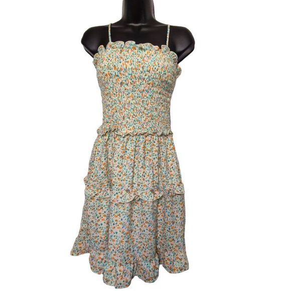 Jessica Simpson Dresses & Skirts - Jessica Simpson Floral Tiered Smocked Dress XS
